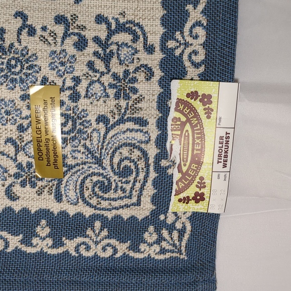 Folk Design Blue & Cream Tablecloth 32" x 32" - Picture 4 of 7